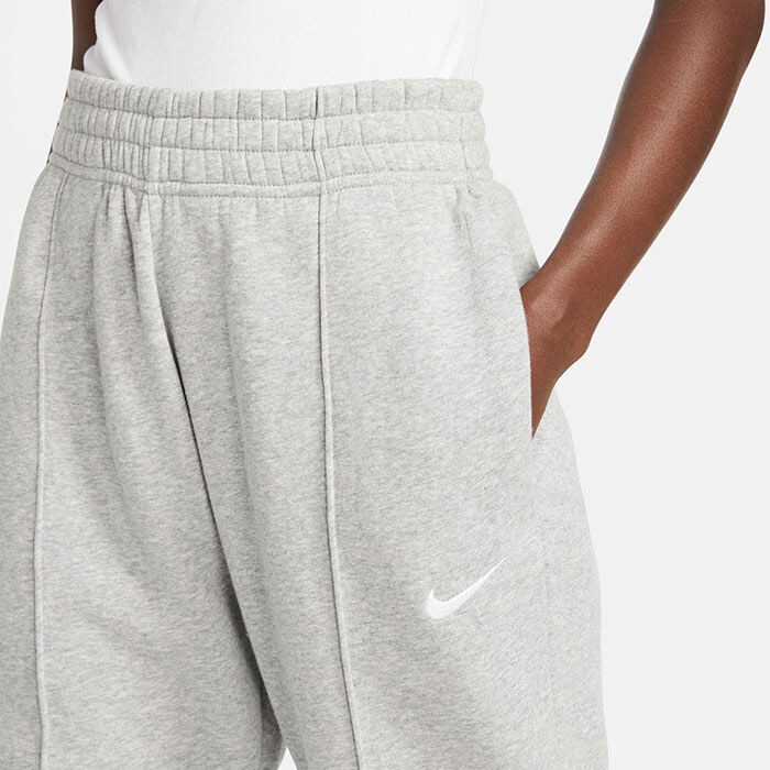 Women's Sportswear Essential Fleece Pant, Nike