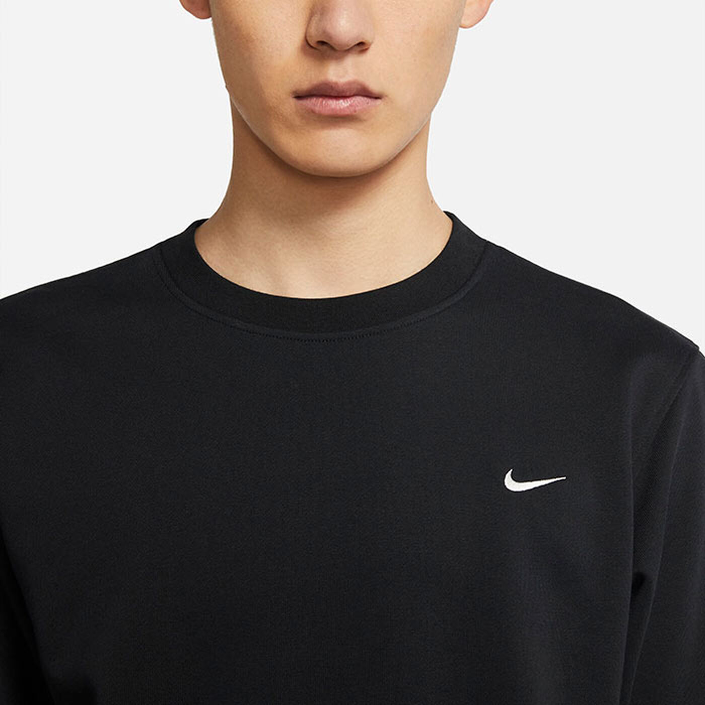 Men's Dri-FIT® Standard Issue Cut-Off Crew Sweatshirt | Nike | Sporting ...